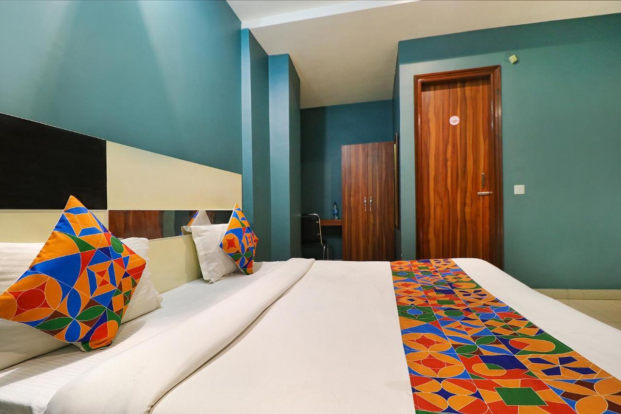 Fabhotel Church House Rohini Delhi  Esterno foto
