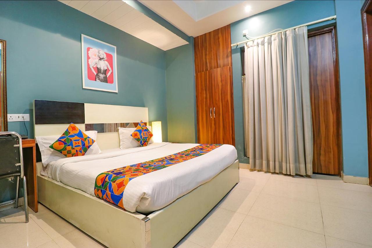 Fabhotel Church House Rohini Delhi  Esterno foto